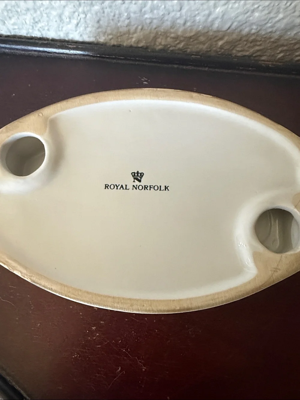 Royal Norfolk Blue Floral Butter Yellow Center Ceramic Soap Dish